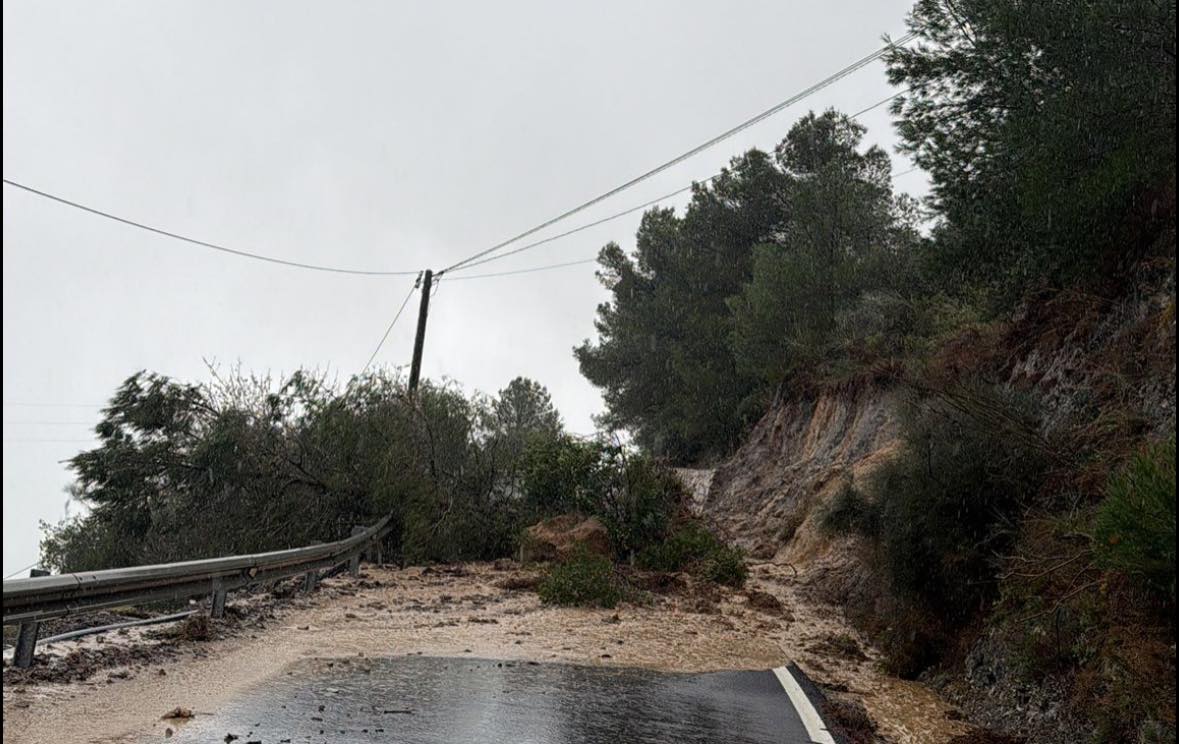 el-temporal-golpea-granada-mas-de-300-incidencias-y-vias-intransitables
