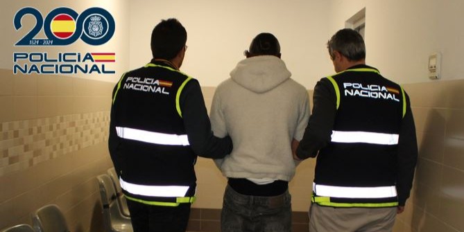 granada-dos-detenidos-por-apunalar-por-la-espalda-y-el-costado-a-un-joven-de-23-anos-con-una-botella-rota-en-un-pub-en-nochevieja