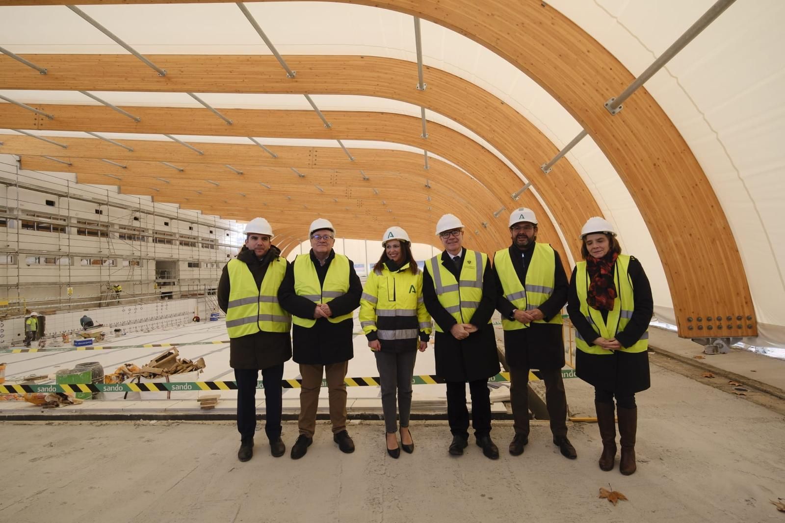 granada-la-reforma-de-la-piscina-universitaria-de-fuentenueva-unica-olimpica-de-granada-avanza-al-74-con-53-millones-de-inversion-y-apertura-prevista-en-marzo