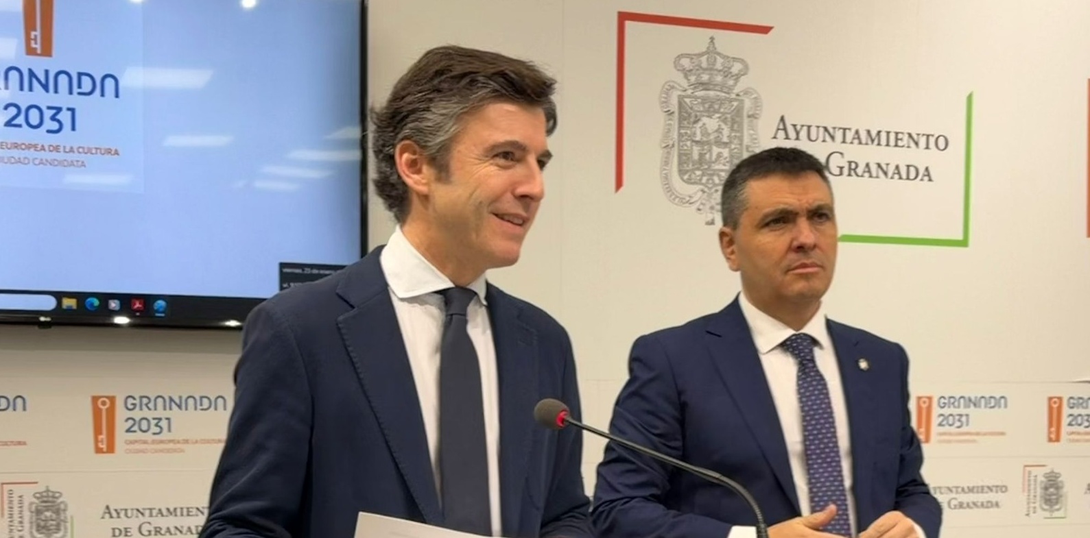 granada-activa-un-plan-preventivo-ante-posible-nevada-con-120-operarios-y-2-000-kilos-de-sal-listos-para-intervenir