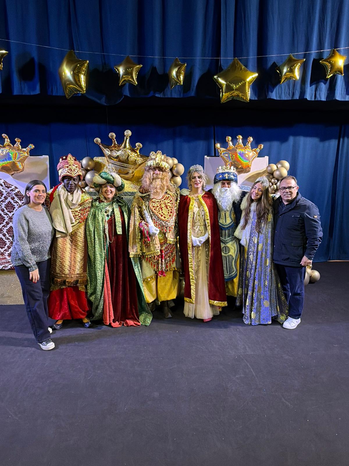almunecar-y-la-herradura-gran-participacion-ciudadana-en-las-cabalgatas-extraordinarias-de-reyes-magos