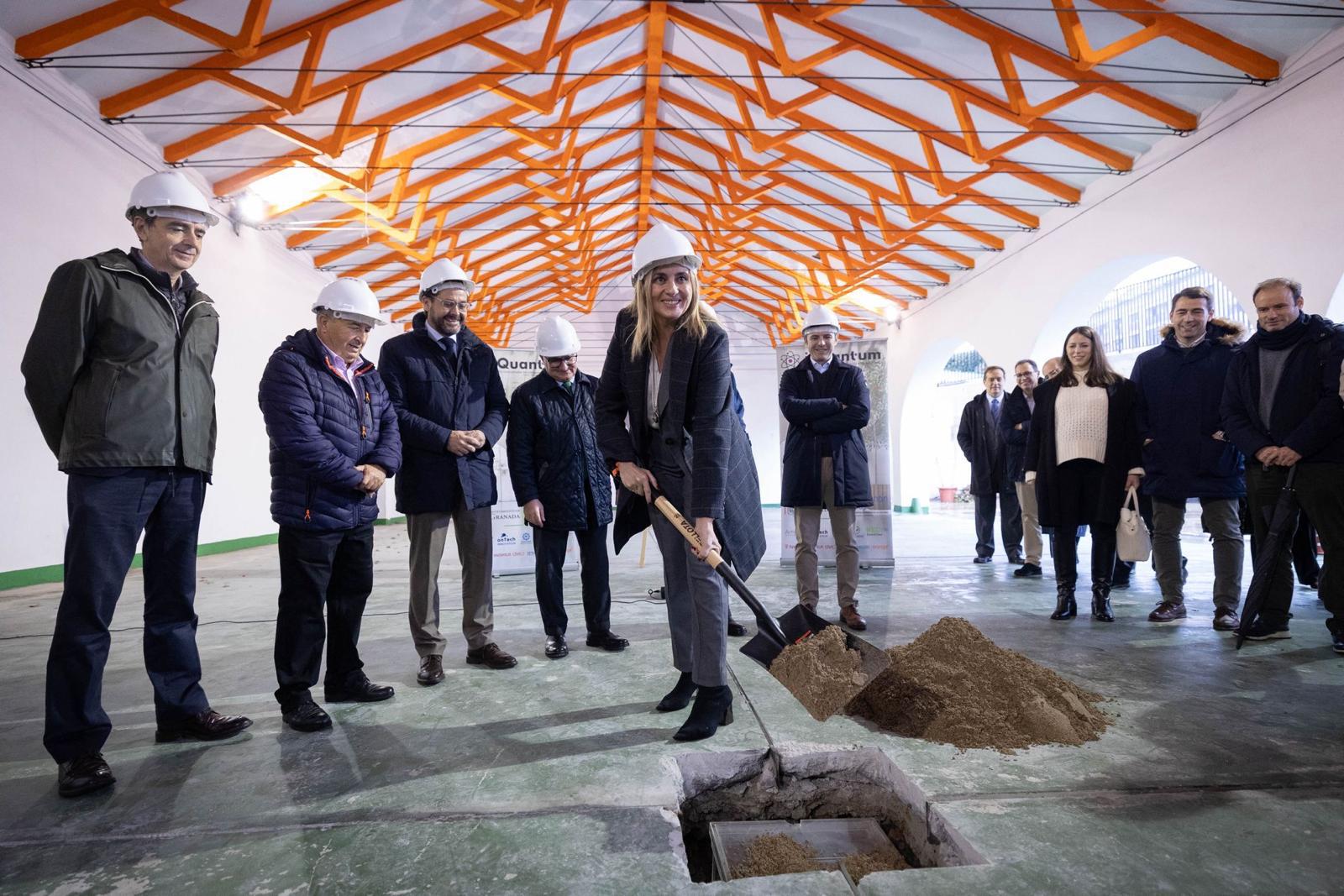 granada-coloca-la-primera-piedra-de-iquantum-y-se-situa-a-la-cabeza-de-la-inteligencia-artificial-urbana-en-espana