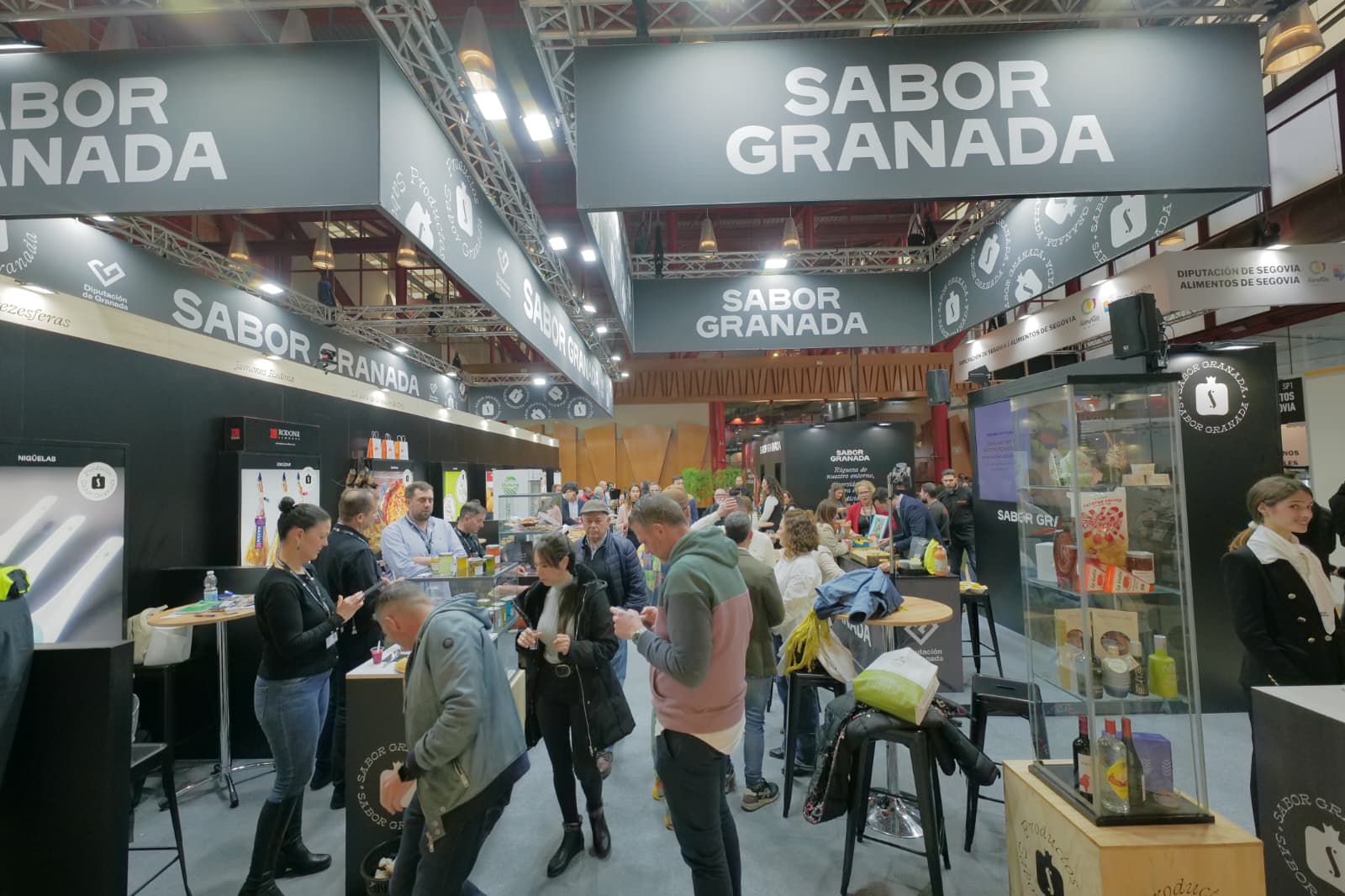 diputacion-granada-muestra-musculo-agroalimentario-en-ht-malaga-con-una-presencia-reforzada-de-sabor-granada