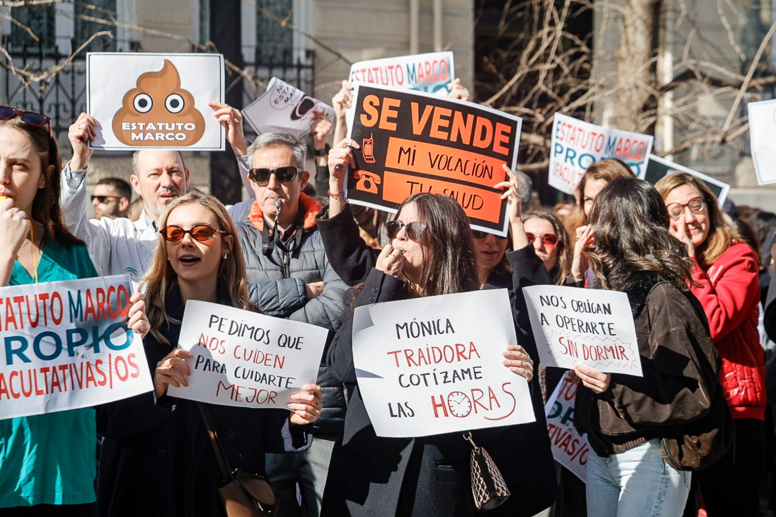 granada-medicos-de-toda-la-provincia-en-pie-de-guerra-huelga-historica-contra-un-estatuto-marco-del-ministerio-de-sanidad