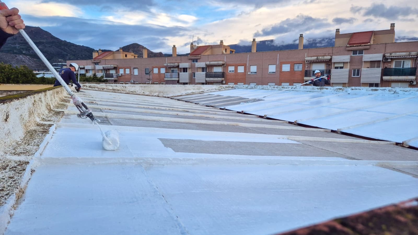 el-ayuntamiento-de-motril-actua-con-urgencia-en-el-ceip-principe-felipe-comienzan-las-obras-de-impermeabilizacion-para-garantizar-la-seguridad-del-alumnado