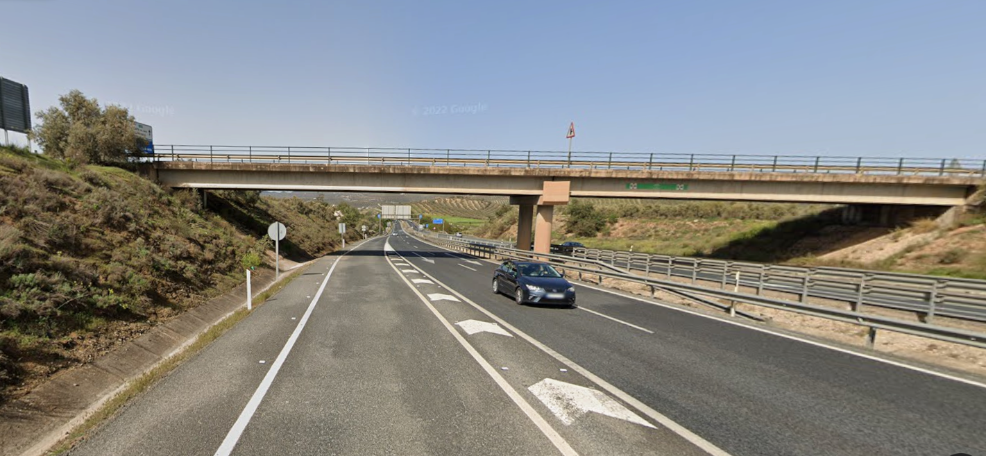 granada-reabierta-al-trafico-la-a-92g-entre-granada-y-santa-fe-tras-reparar-los-danos-causados-por-el-camion