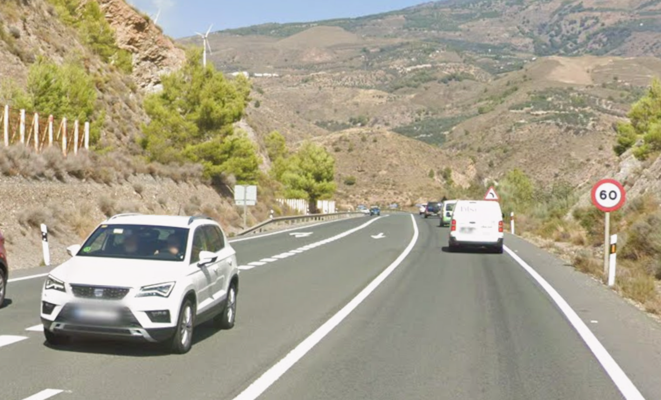 motril-granada-trafico-activa-un-carril-en-la-n-323-este-domingo-para-agilizar-el-retorno-desde-la-costa-con-horario-de-1700-a-2200