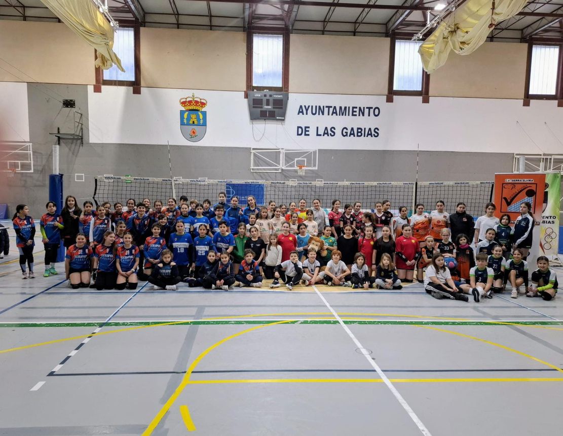 motril-jornada-gris-para-el-club-voleibol-motrileno-solo-los-alevines-cumplen-en-una-fecha-de-aprendizaje