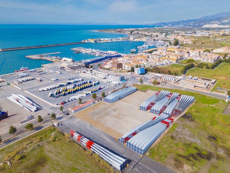 motril-noatum-automotive-planea-construir-una-terminal-de-vehiculos-en-el-puerto-motrileno