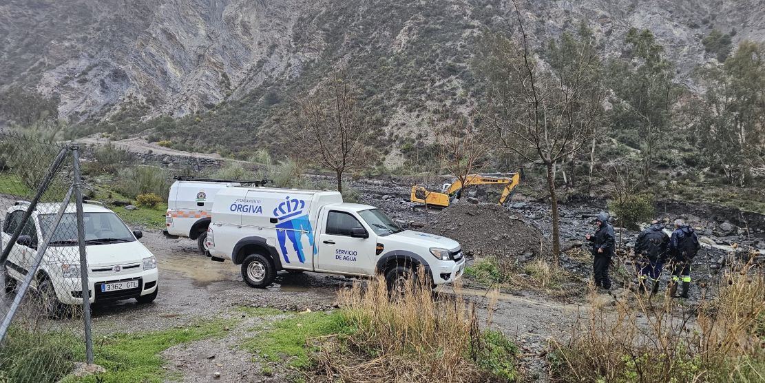 orgiva-sufre-corte-de-agua-por-grave-averia-en-la-tuberia-general-provocada-por-la-crecida-del-rio