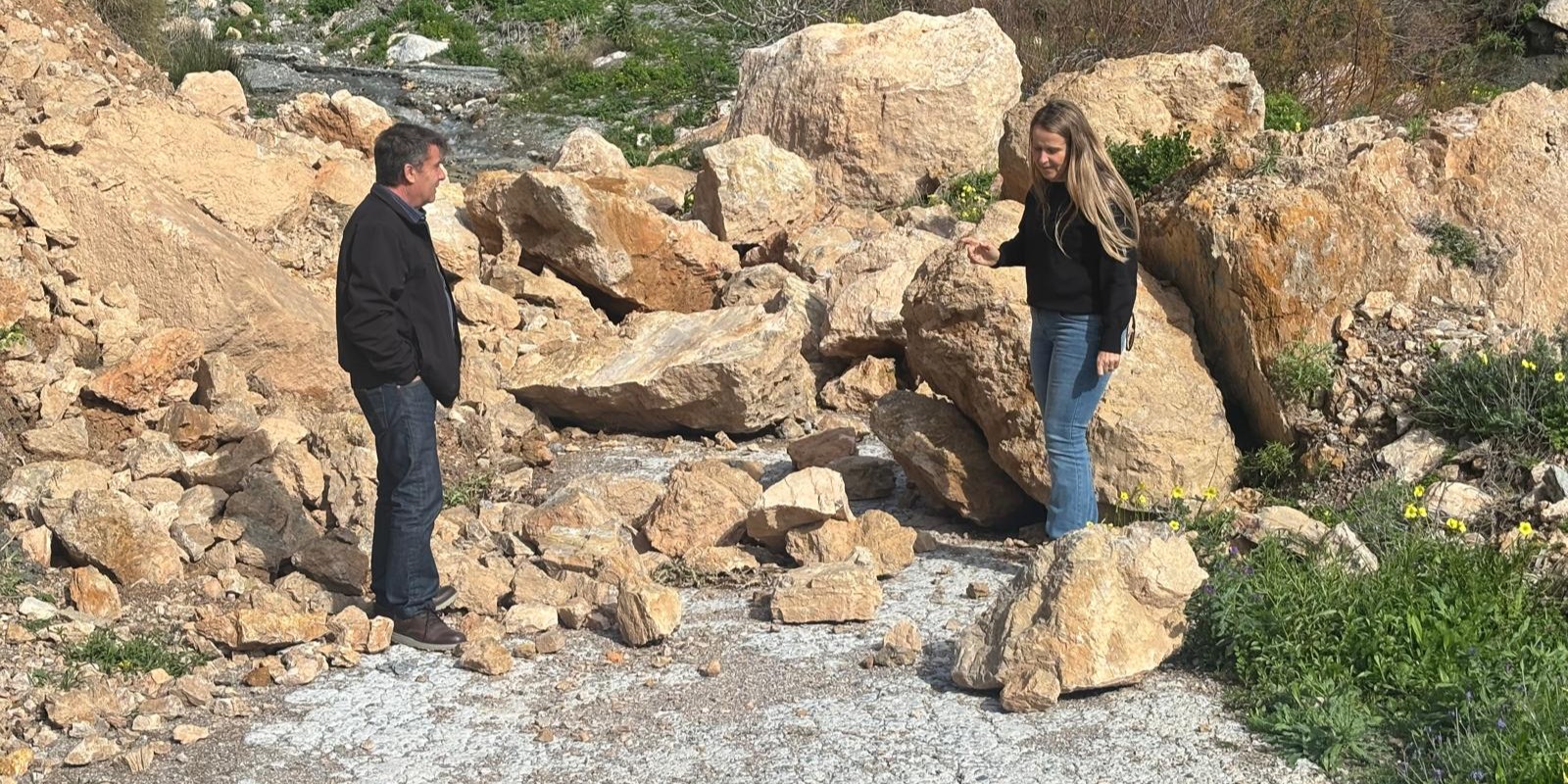 gualchos-castell-de-ferro-los-temporales-danan-la-playa-de-la-rijana-y-fuerzan-el-cierre-de-su-acceso-por-motivos-de-seguridad