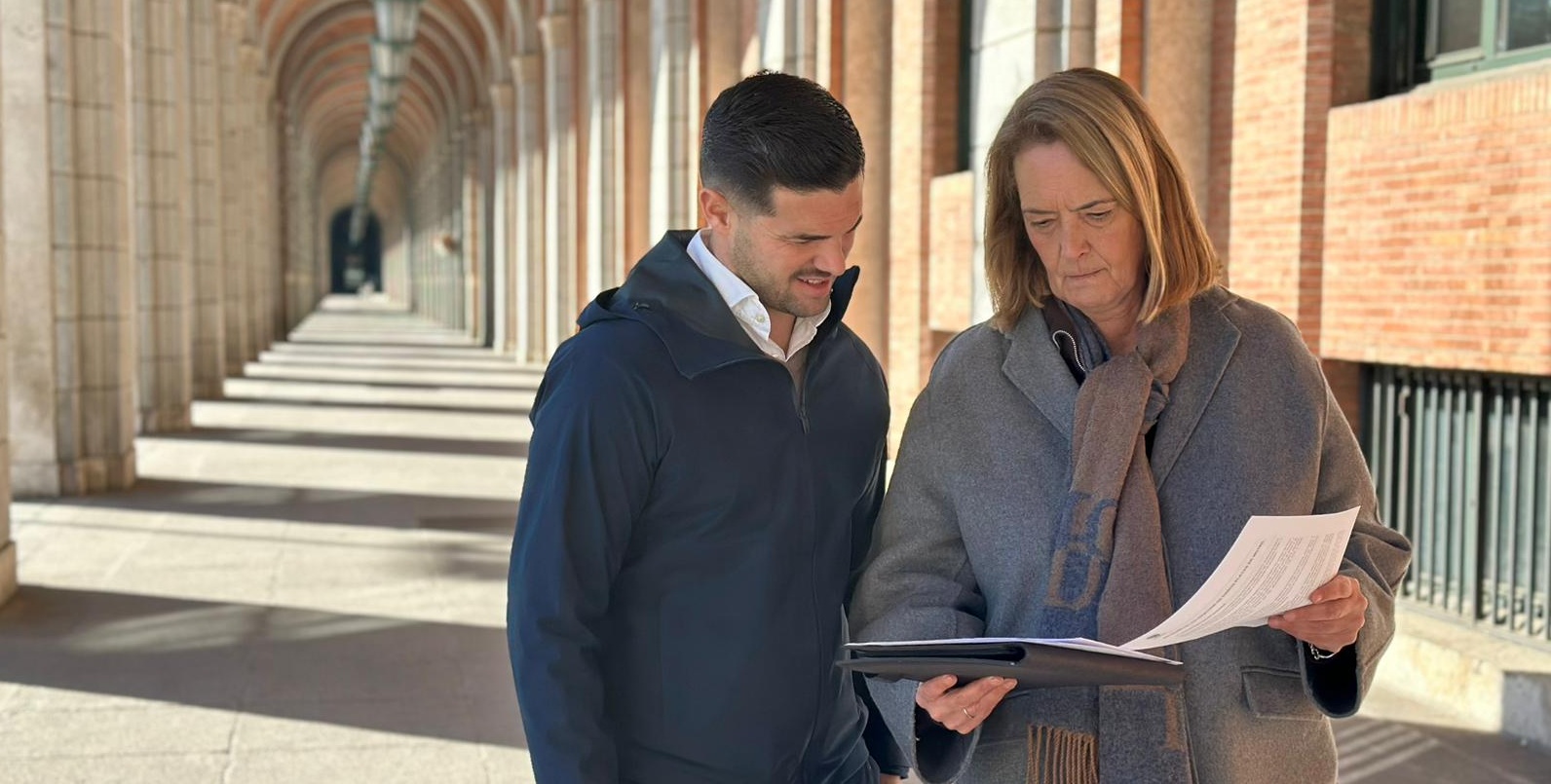 la-alcaldesa-reconoce-que-el-espigon-no-funciona-y-pide-a-costas-una-actuacion-urgente-en-las-playas-antes-de-semana-santa-y-si-no-lo-hara-el-ayuntamiento