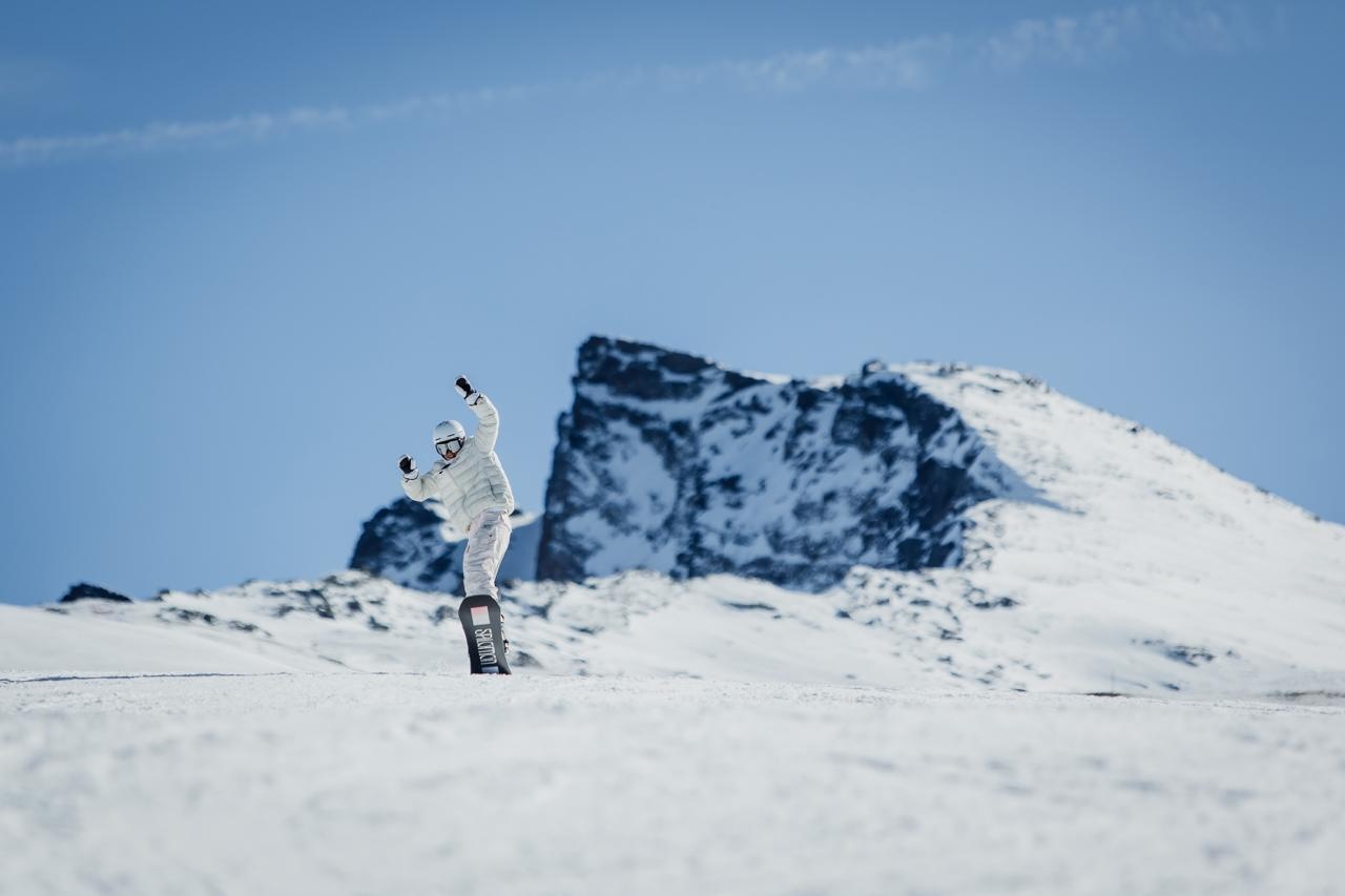 granada-sierra-nevada-preve-alargar-la-temporada-de-esqui-hasta-el-3-de-mayo-tras-un-febrero-historico-de-nieve
