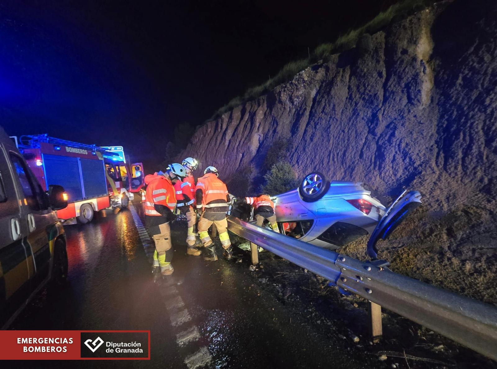 leonardo-golpea-con-fuerza-granada-inundaciones-carreteras-cortadas-y-vecinos-atrapados