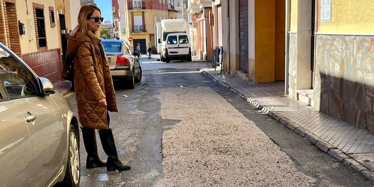 motril-el-psoe-denuncia-socavones-y-grietas-en-calle-santa-elena-y-exige-una-reparacion-integral