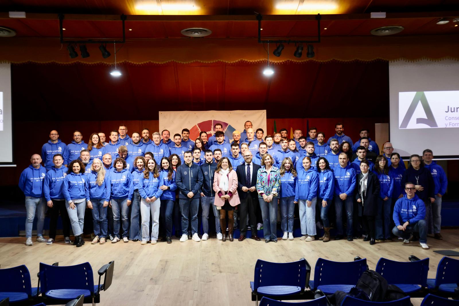 granada-tres-estudiantes-de-la-provincia-participaran-en-el-campeonato-nacional-de-fp-spainskills-2026