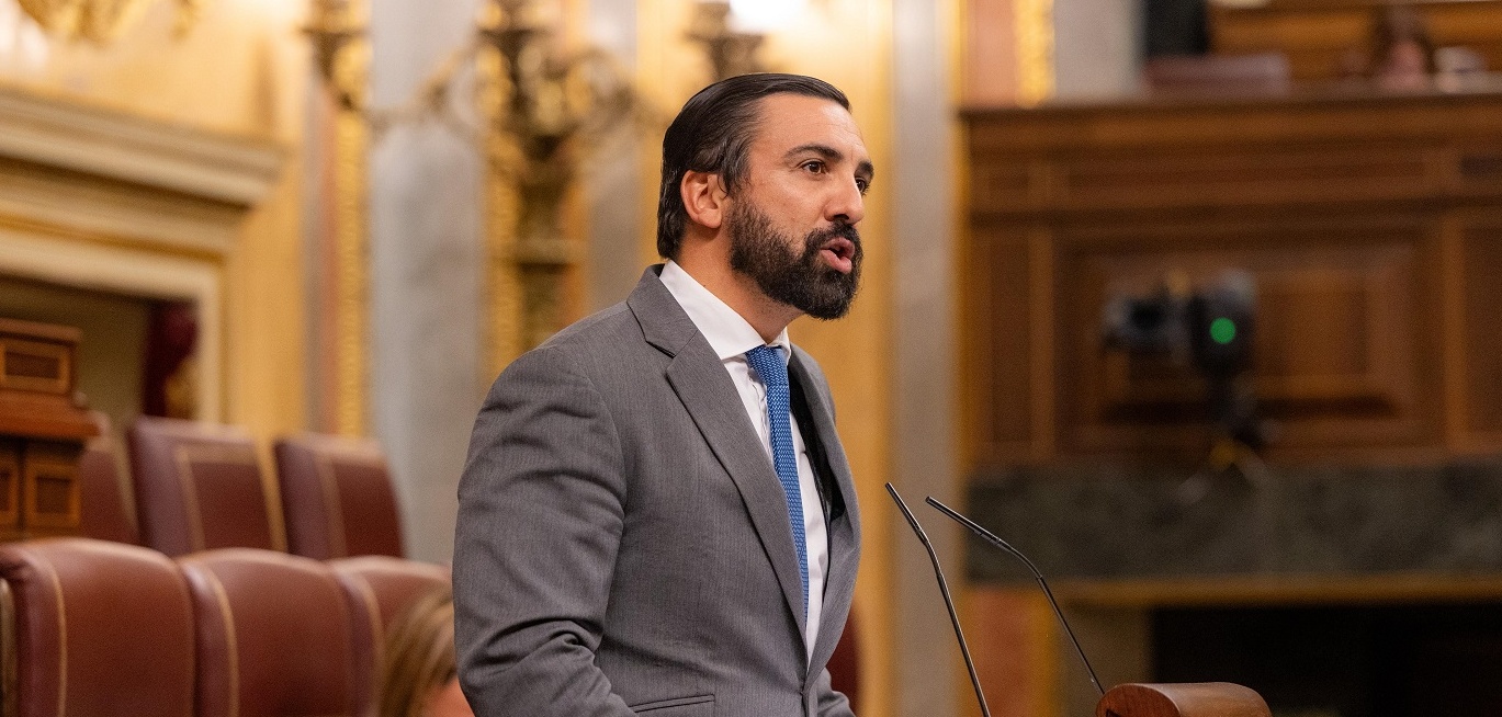 motril-vox-denuncia-que-el-gobierno-desmantela-el-servicio-maritimo-de-la-guardia-civil-en-la-costa-de-granada-y-deja-el-terreno-libre-a-las-narcolanchas-de-las-mafias