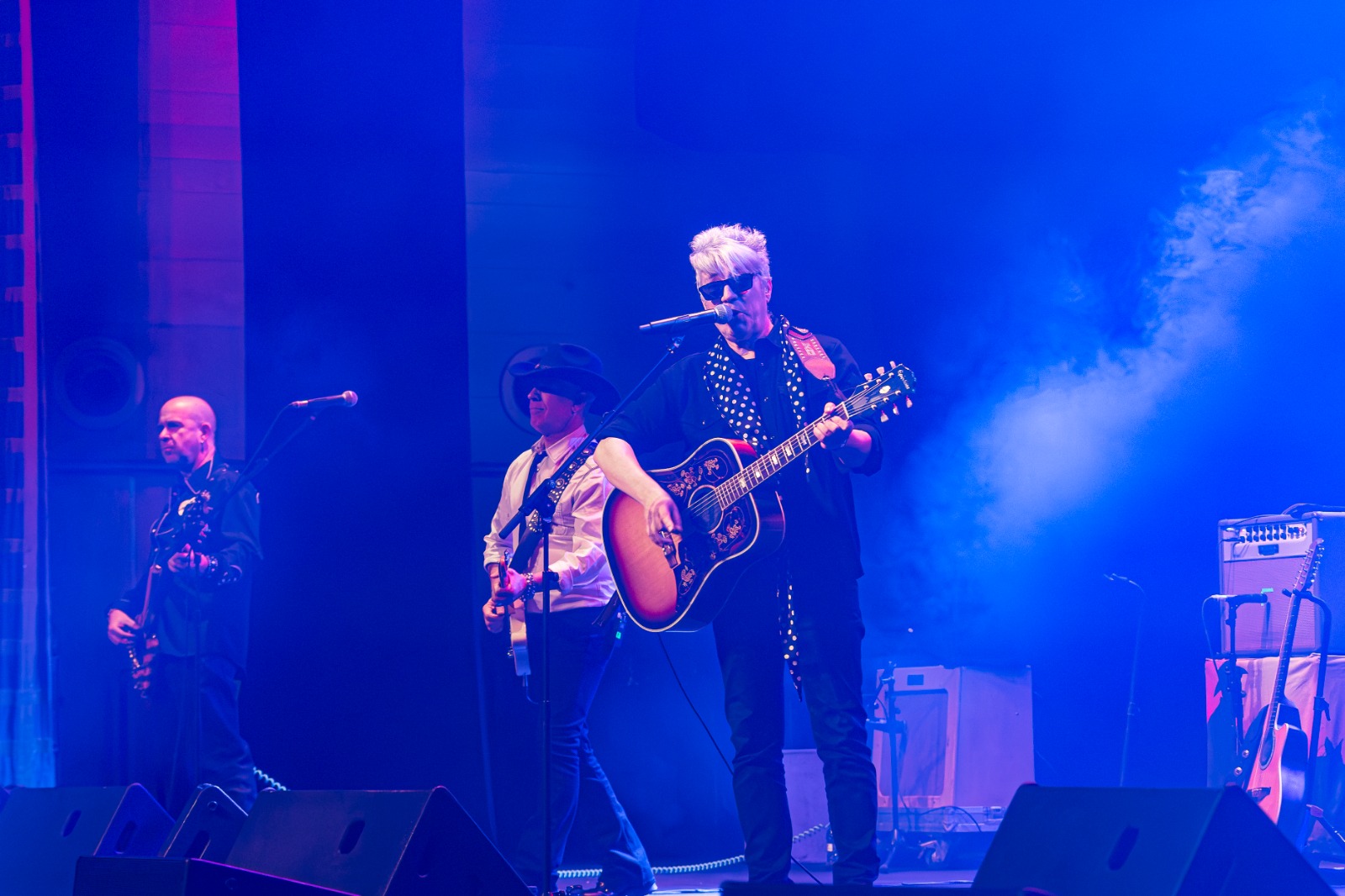 granada-el-concierto-de-la-guardia-convierte-el-palacio-de-congresos-en-una-fiesta-generacional-por-su-40-aniversario