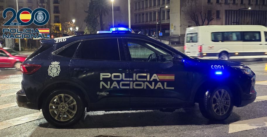 granada-tres-detenidos-por-agredir-a-dos-policias-que-mediaban-en-una-pelea-a-las-puertas-de-una-discoteca