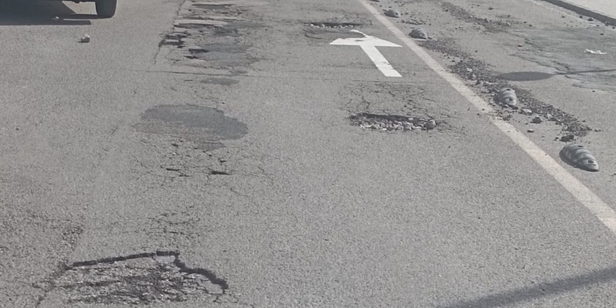 el-pp-de-salobrena-propone-un-plan-integral-de-asfaltado-y-reparacion-de-acerado-para-todo-el-municipio