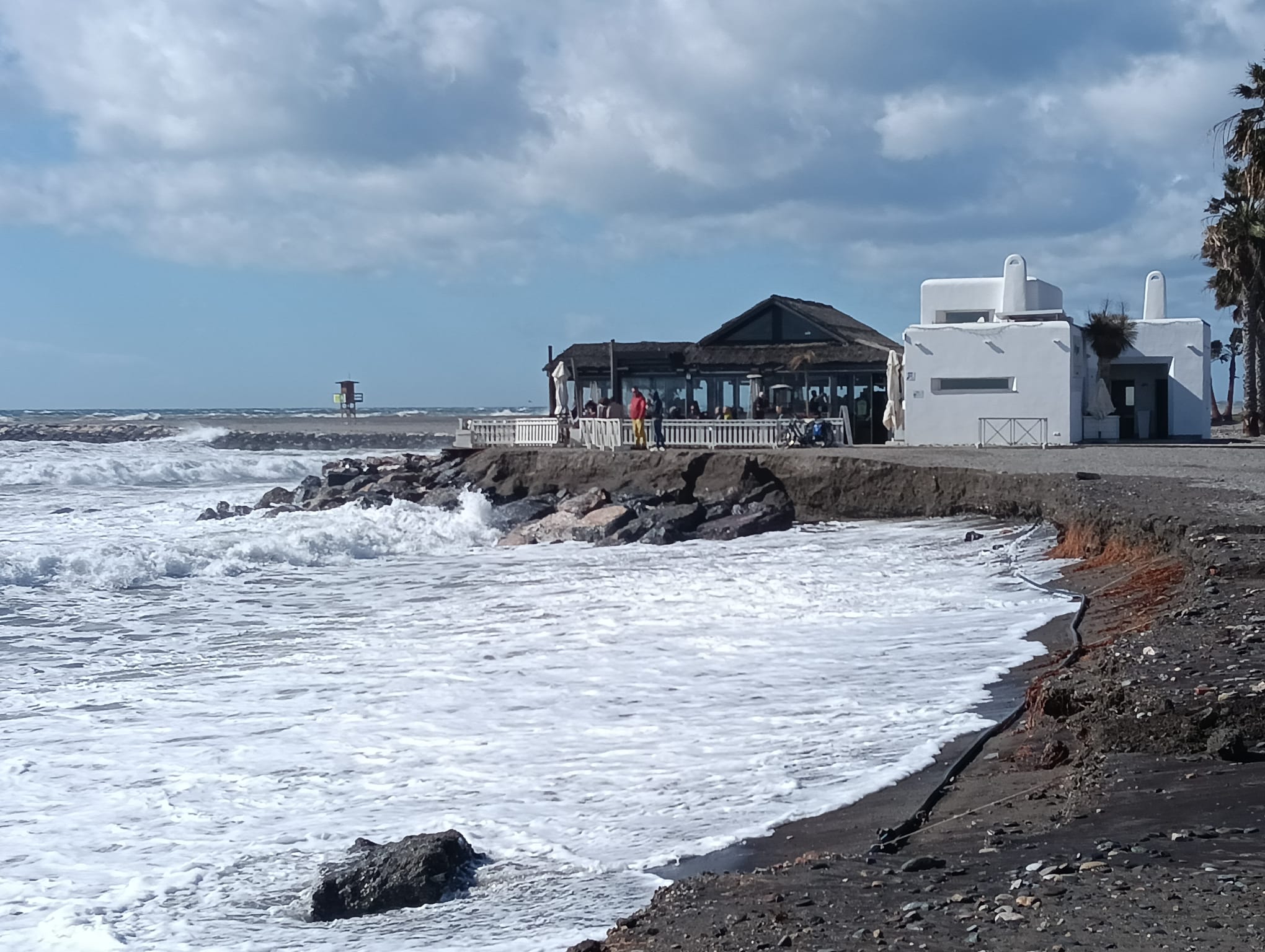 motril-playas-en-retirada-y-soluciones-ausentes-el-litoral-granadino-se-desangra-temporal-tras-temporal