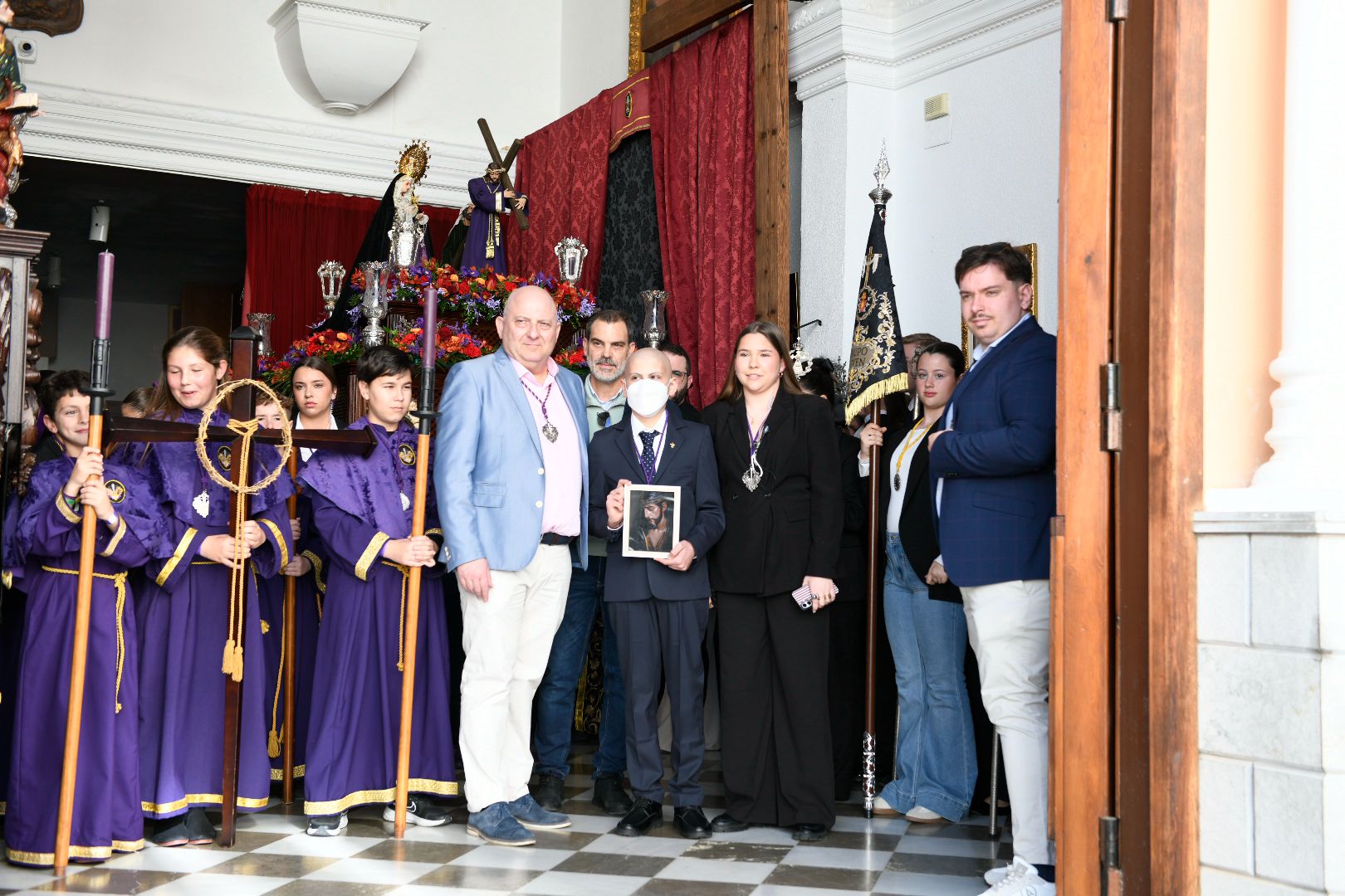 motril-pequenos-nazarenos-del-gran-poder-abren-las-procesiones-de-la-semana-santa