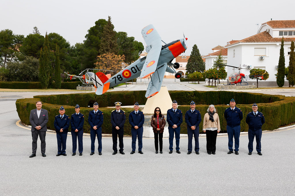 granada-la-escuela-militar-de-helicopteros-en-armilla-incorpora-un-sistema-de-formacion-de-ultima-generacion-con-el-nuevo-h135