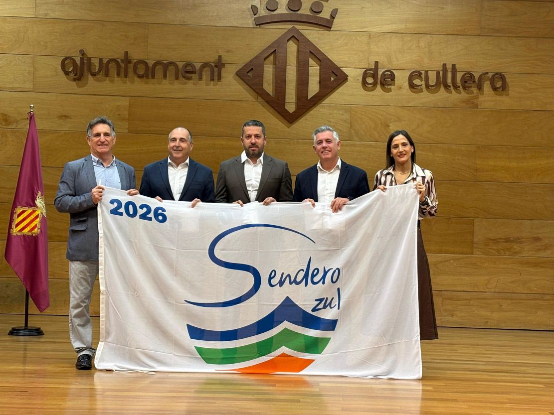 torrenueva-costa-primer-municipio-de-granada-premiado-con-un-sendero-azul-por-su-ruta-miradores-y-acantilados