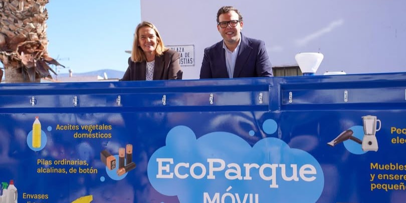 motril-pone-en-marcha-un-ecoparque-movil-que-recorrera-16-nucleos-cada-4-semanas-para-recoger-pilas-aceites-bombillas-y-pequenos-electrodomesticos