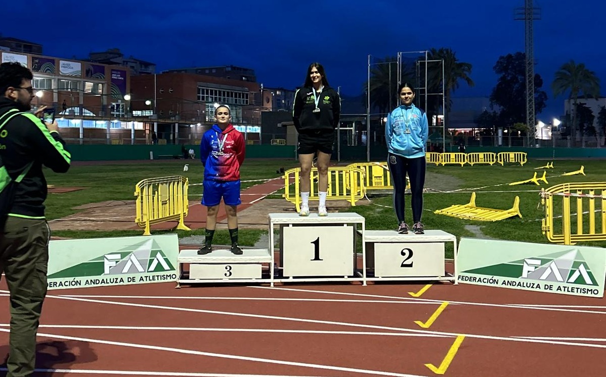 motril-brillante-actuacion-doce-medallas-para-el-club-atletismo-delsur-cooperativa-la-palma-en-el-campeonato-de-andalucia-de-lanzamientos-largos