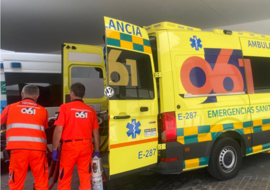 granada-noche-tragica-en-chauchina-un-joven-con-un-hacha-ataca-a-un-autobus-y-muere-atropellado