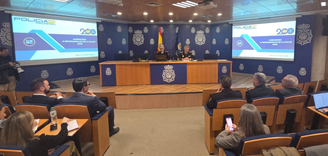 policia-nacional-alerta-que-la-mayoria-de-agresiones-a-sanitarios-en-2025-ocurrieron-entre-las-11-y-las-12-horas-con-mas-de-11-000-intervenciones-y-513-denuncias