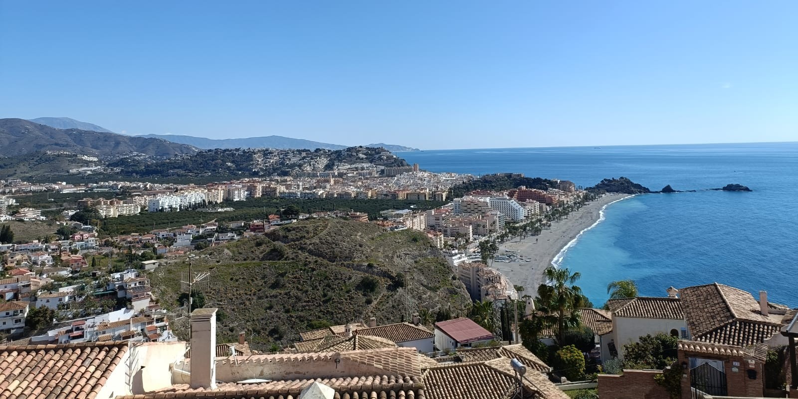 el-psoe-de-almunecar-y-la-herradura-acusa-al-pp-de-gestionar-a-remolque-tras-anos-de-abandono-en-rio-verde