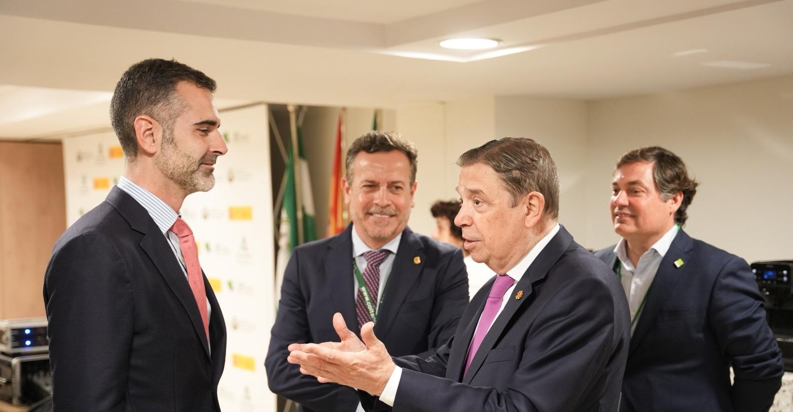 almeria-el-pulgon-afecta-ya-entre-el-60-y-el-70-de-la-superficie-horticola-al-aire-libre