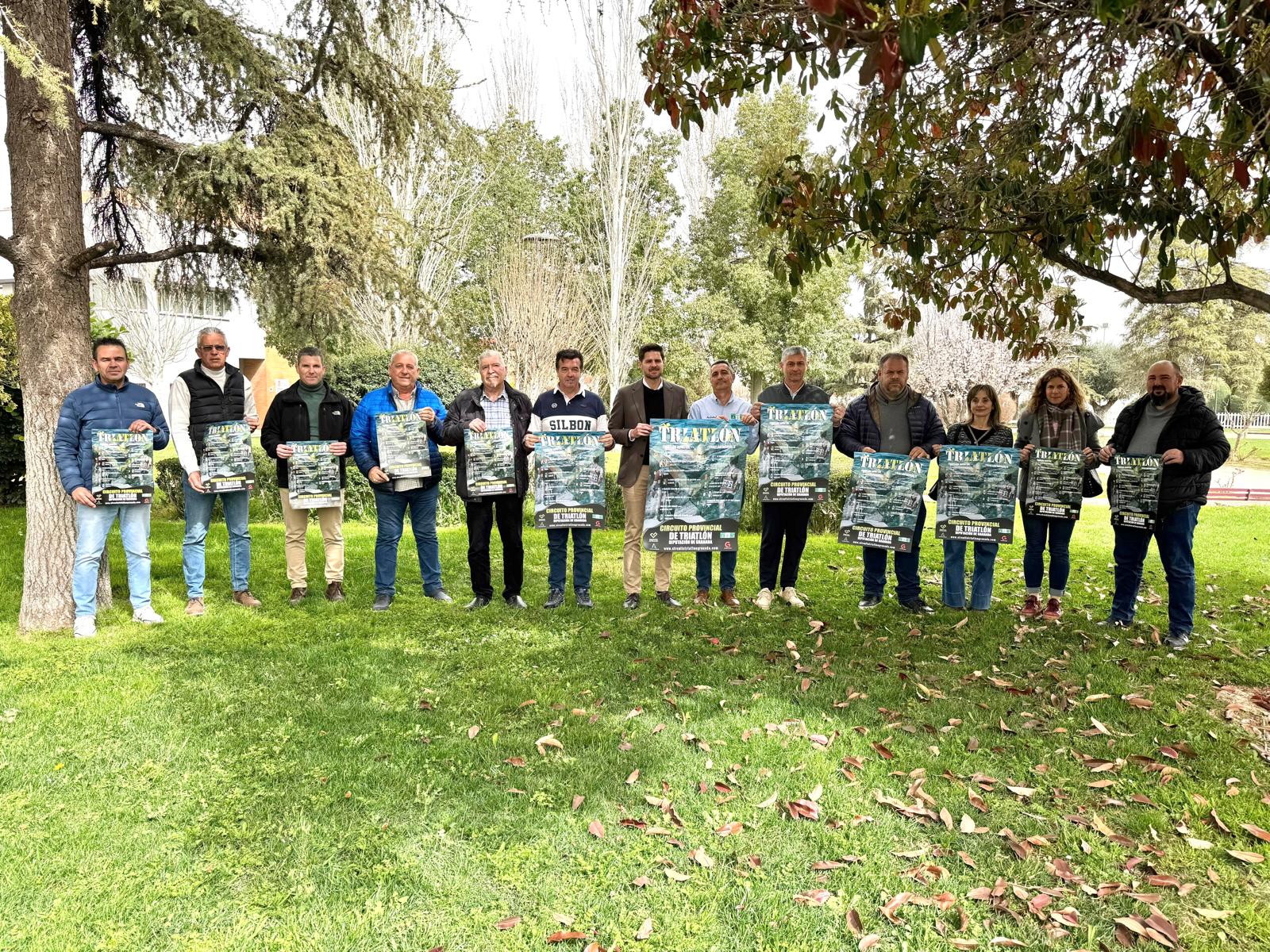 diputacion-granada-amplia-su-ii-circuito-provincial-de-triatlon-a-16-pruebas-en-12-municipios-sede