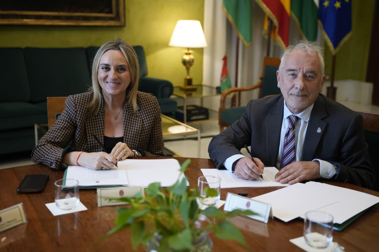 granada-el-ayuntamiento-impulsa-la-semana-santa-con-mas-financiacion-y-un-convenio-estable-hasta-2029