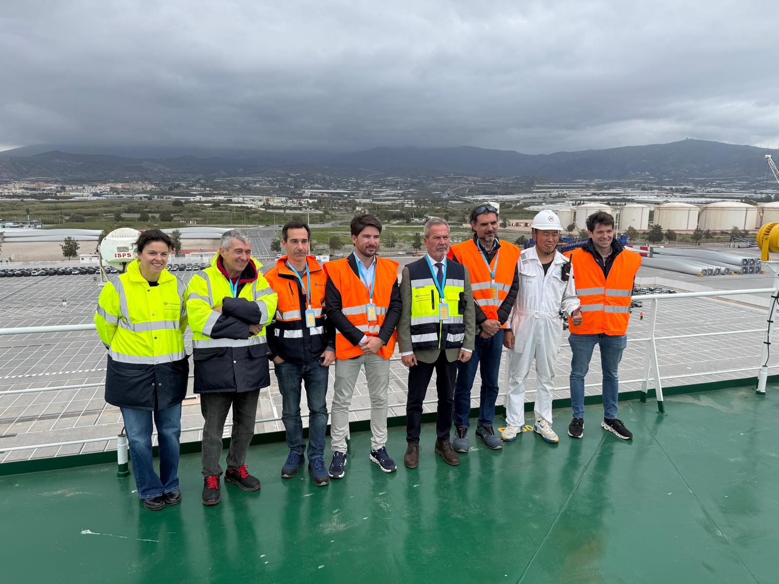 motril-noatum-automotive-de-ad-ports-group-inicia-la-primera-escala-ro%e2%80%91ro-de-vehiculos-nuevos-en-el-puerto-de-granada-y-descargara-cerca-de-2-000-unidades-para-espana