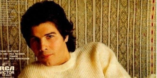 granada-la-feria-del-libro-rinde-homenaje-a-miguel-gallardo-con-una-biografia-intima-escrita-por-su-hermano