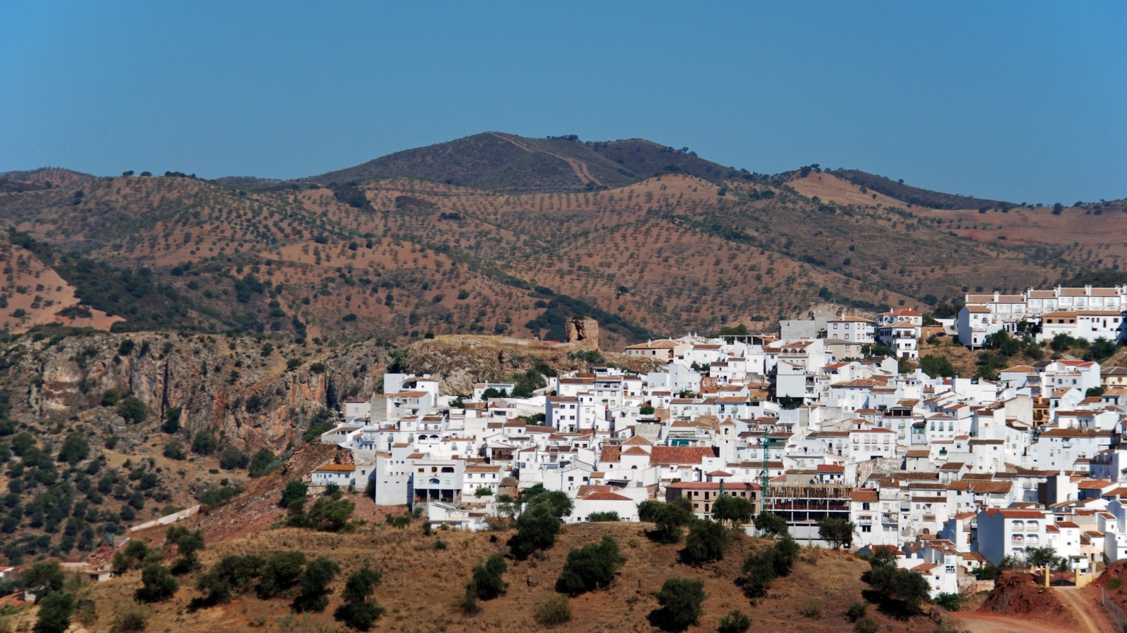 la-alpujarra-recibira-51-millones-para-innovacion-rural-y-vivienda-en-27-municipios-de-almeria-y-24-de-granada