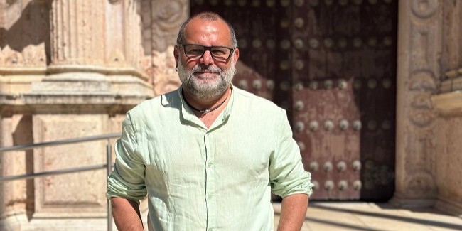 granada-rafael-sanchez-rufo-lidera-la-lista-de-por-andalucia-que-agrupa-a-7-partidos-para-las-elecciones-andaluzas