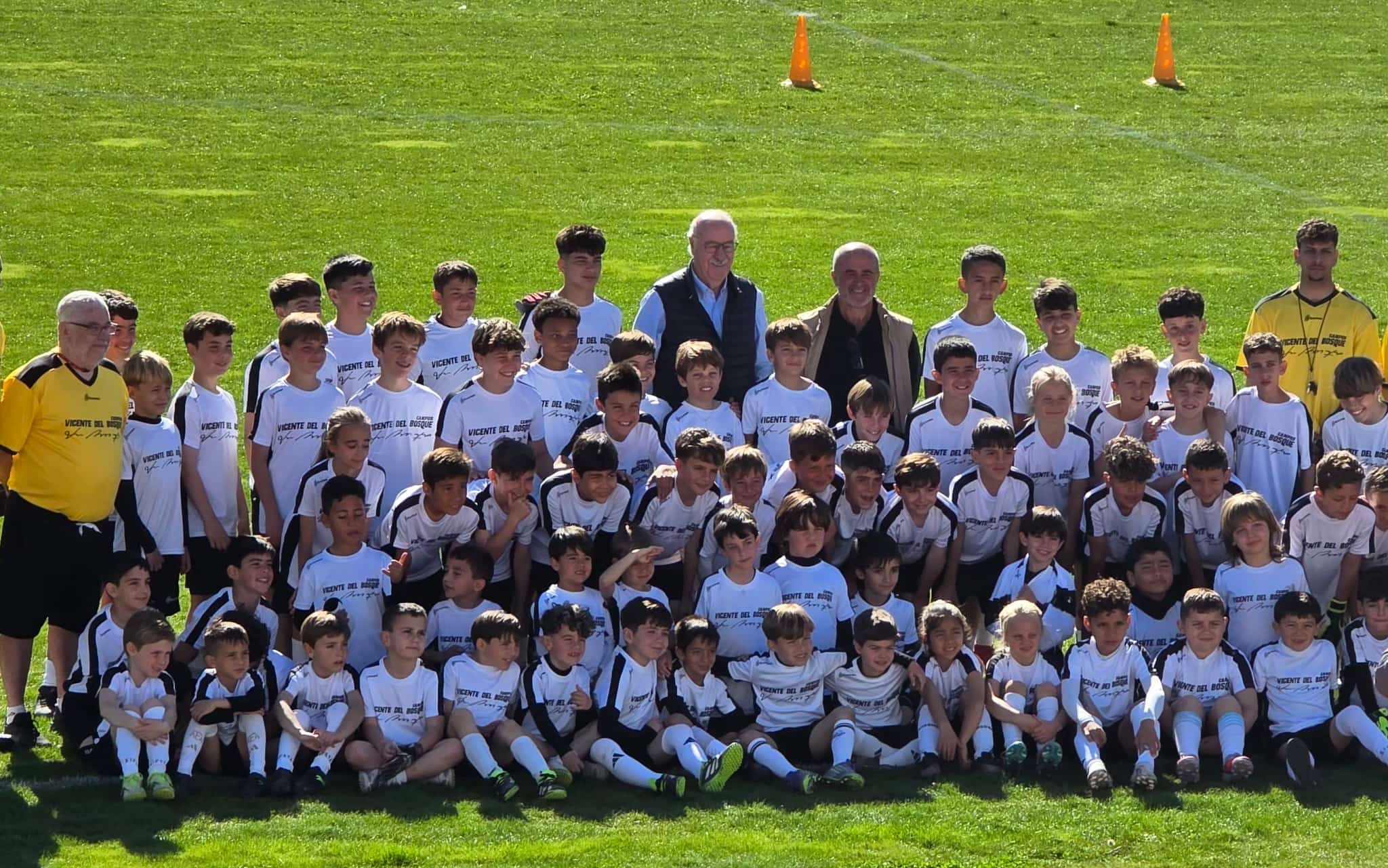 almunecar-el-campus-de-vicente-del-bosque-reune-a-80-jovenes-y-se-consolida-como-referente-deportivo-y-educativo