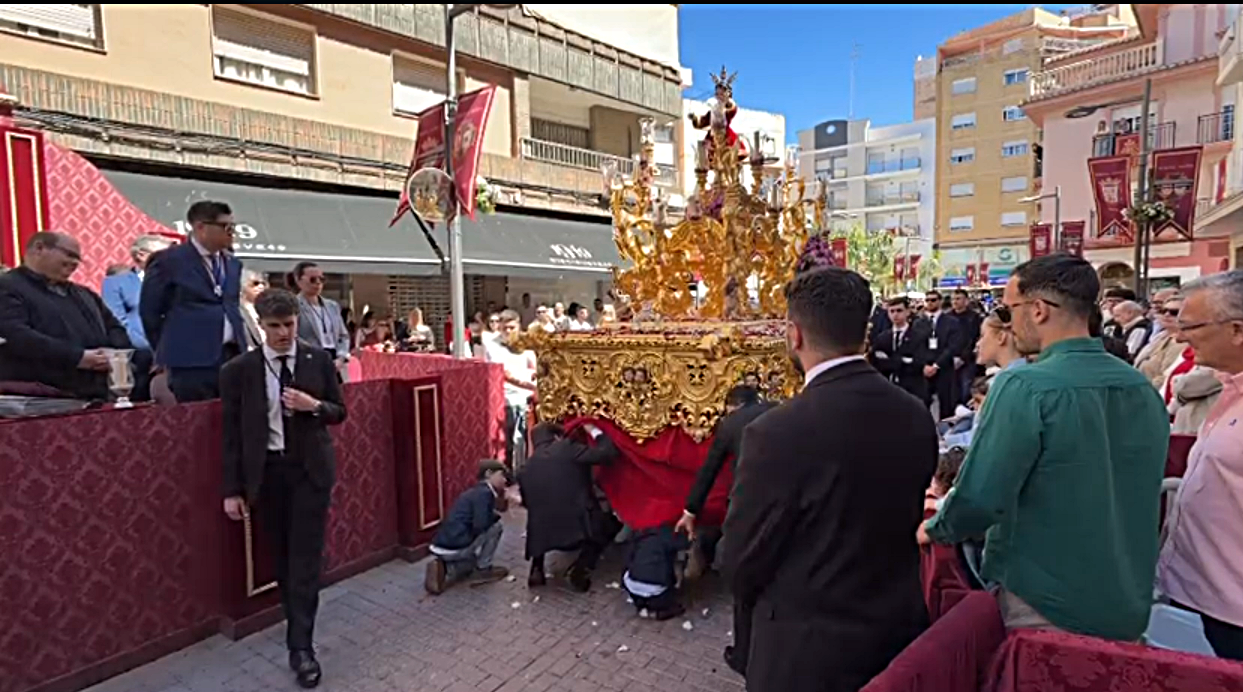 motril-dulce-nombre-de-jesus-llena-de-alegria-y-campanitas-las-calles-motrilenas