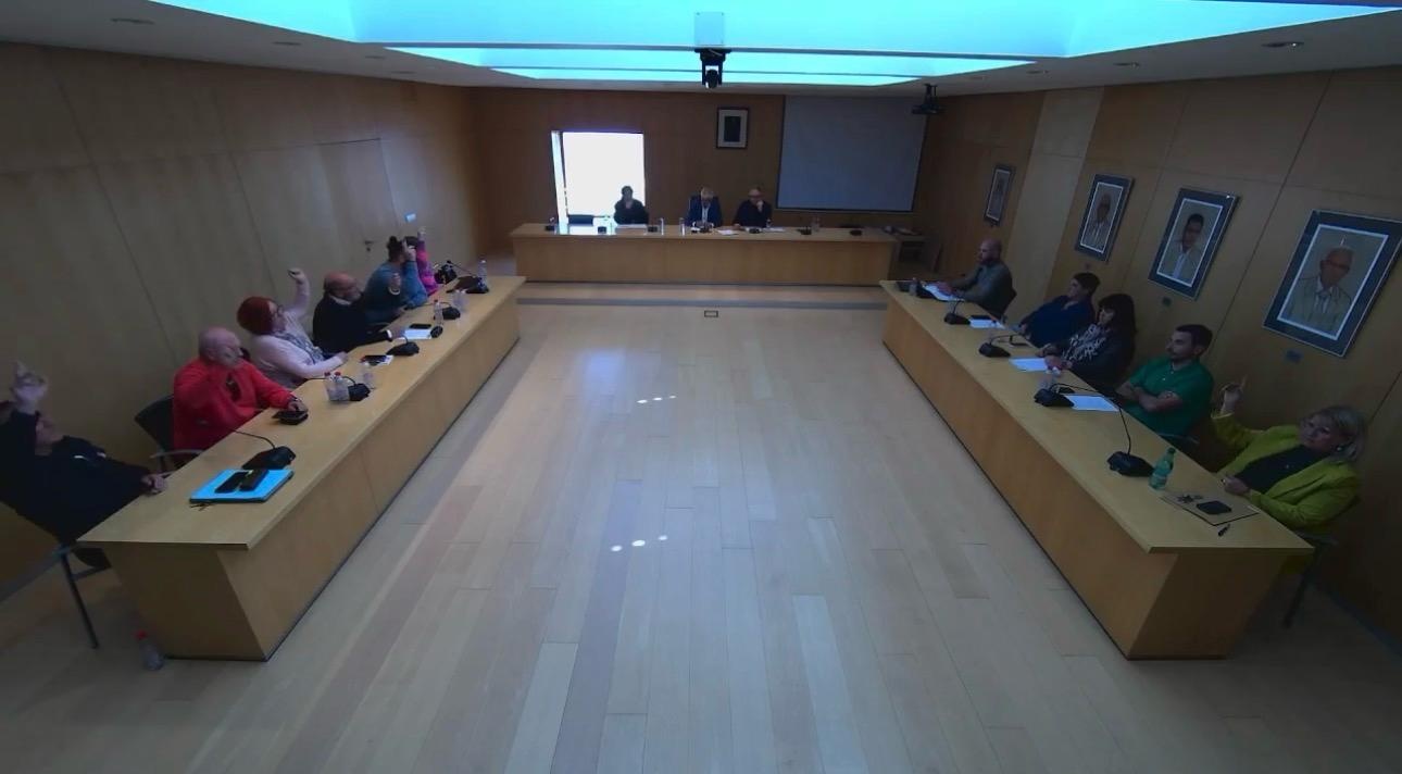 orgiva-una-mocion-del-psoe-obliga-al-ayuntamiento-a-anular-el-decreto-de-caducidad-de-las-plazas-de-ayuda-a-domicilio