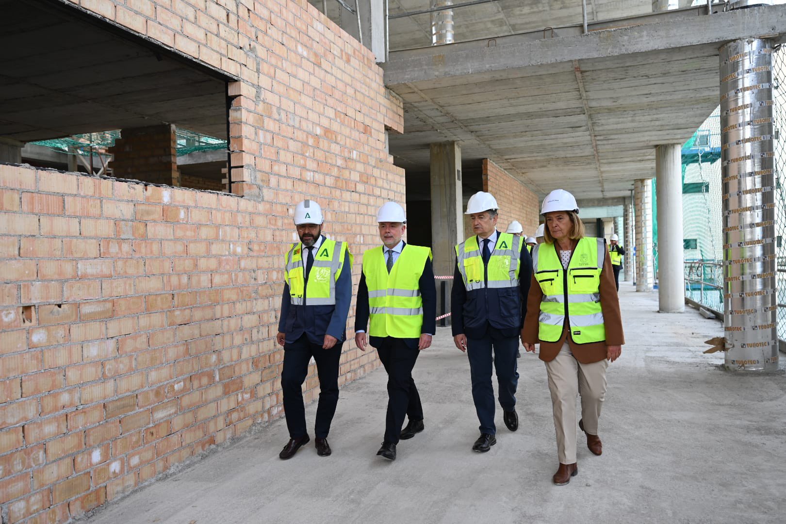 motril-impulsa-un-nuevo-edificio-en-el-hospital-santa-ana-de-5-355-m%c2%b2-con-155-millones-y-tecnologia-de-diagnostico-avanzada-listo-en-2027