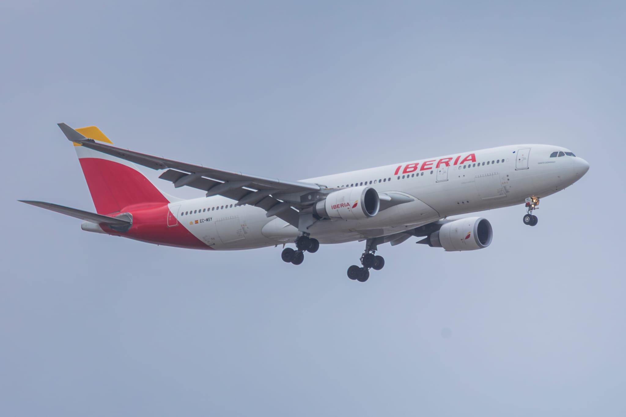 diputacion-ayuntamiento-iberia-mejora-los-vuelos-granada-madrid-y-abre-nuevas-puertas-a-conexiones-internacionales