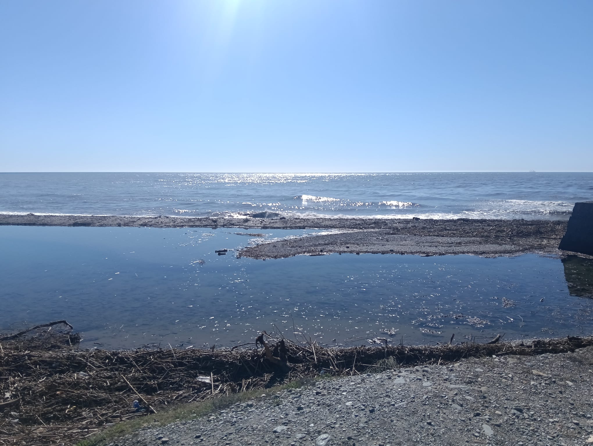 motril-primavera-en-modo-verano-una-semana-de-sol-y-hasta-28-c-para-exprimir-la-playa-en-la-costa-de-granada