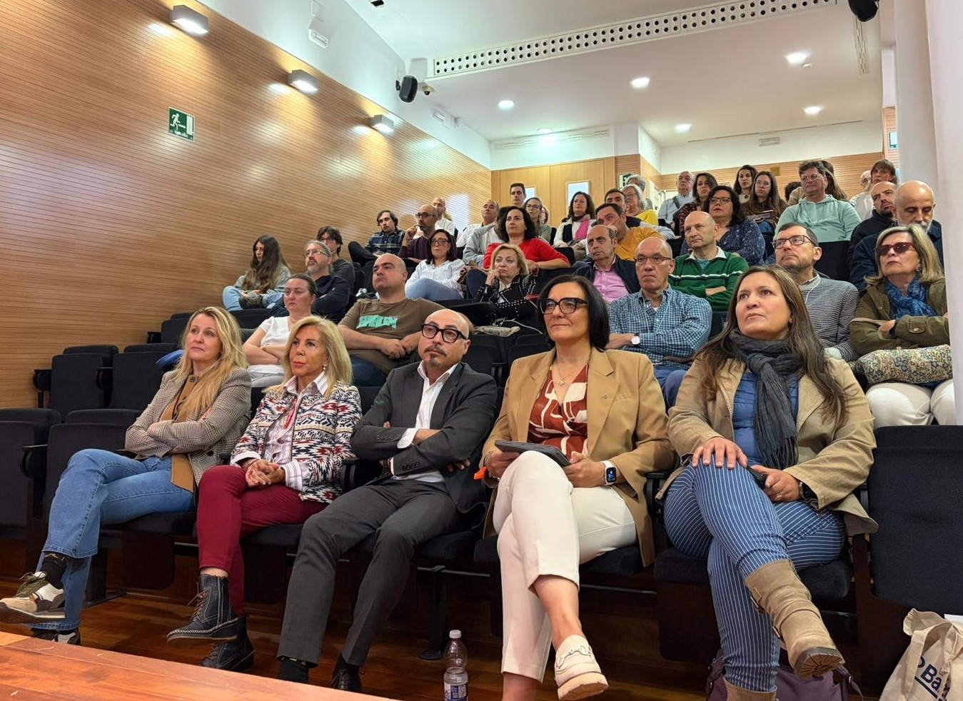 baza-reune-a-90-docentes-en-el-xxxvii-congreso-educativo-sobre-el-geoparque-de-granada-como-aula-viva-del-paisaje-y-la-historia