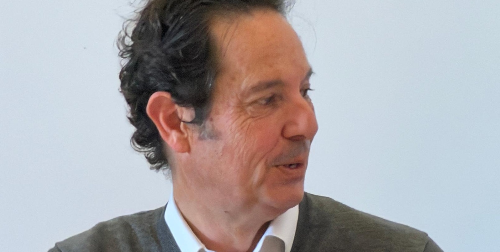 motril-la-memoria-intima-que-reescribe-la-historia-regresa-la-verdad-sesgada-de-inaki-rodriguez-martin-feriche