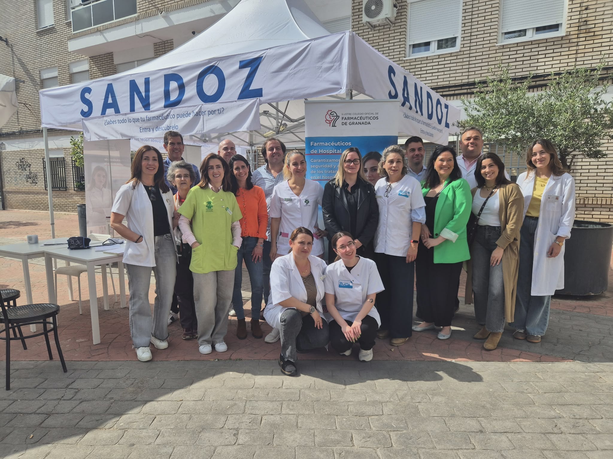 salobrena-la-carpa-de-la-salud-reune-a-vecinos-con-pruebas-gratuitas-asesoramiento-sanitario-y-participacion-de-farmaceuticos