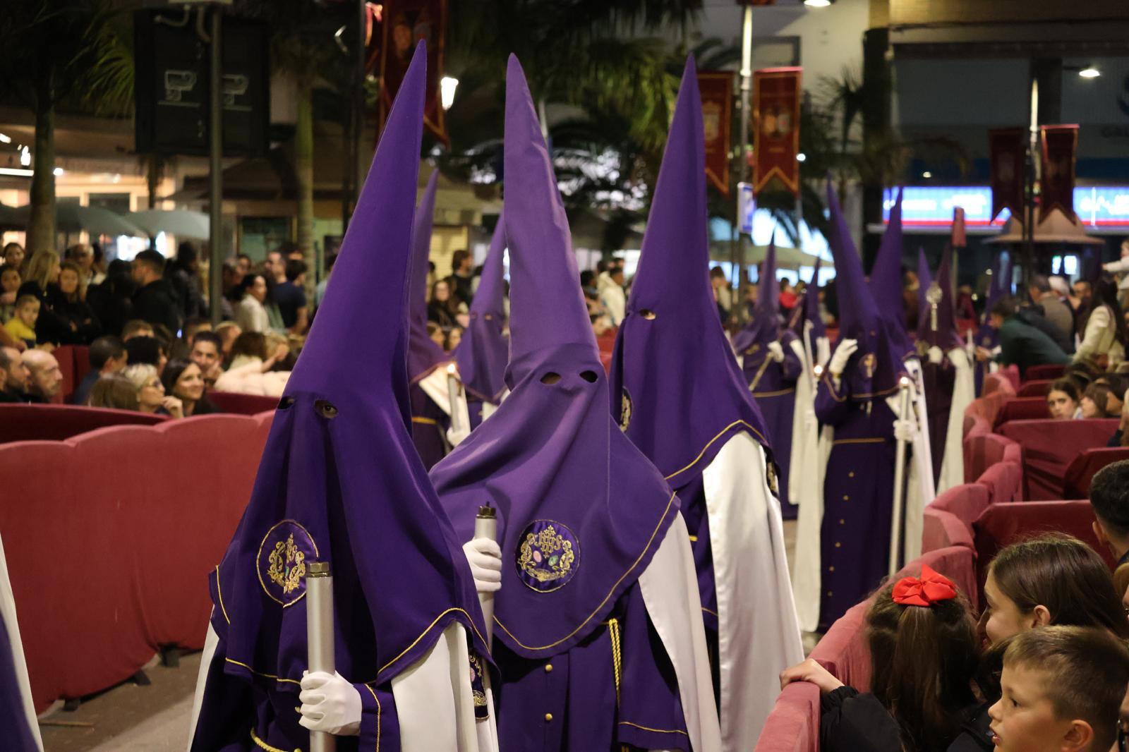 la-esperanza-recorre-motril-en-un-jueves-santo-cargado-de-recogimiento-espiritual